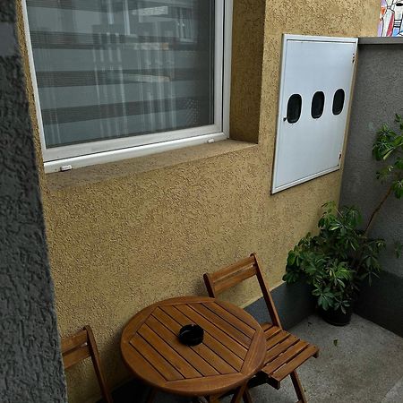 Nilton Apartmans Ni Екстериор снимка