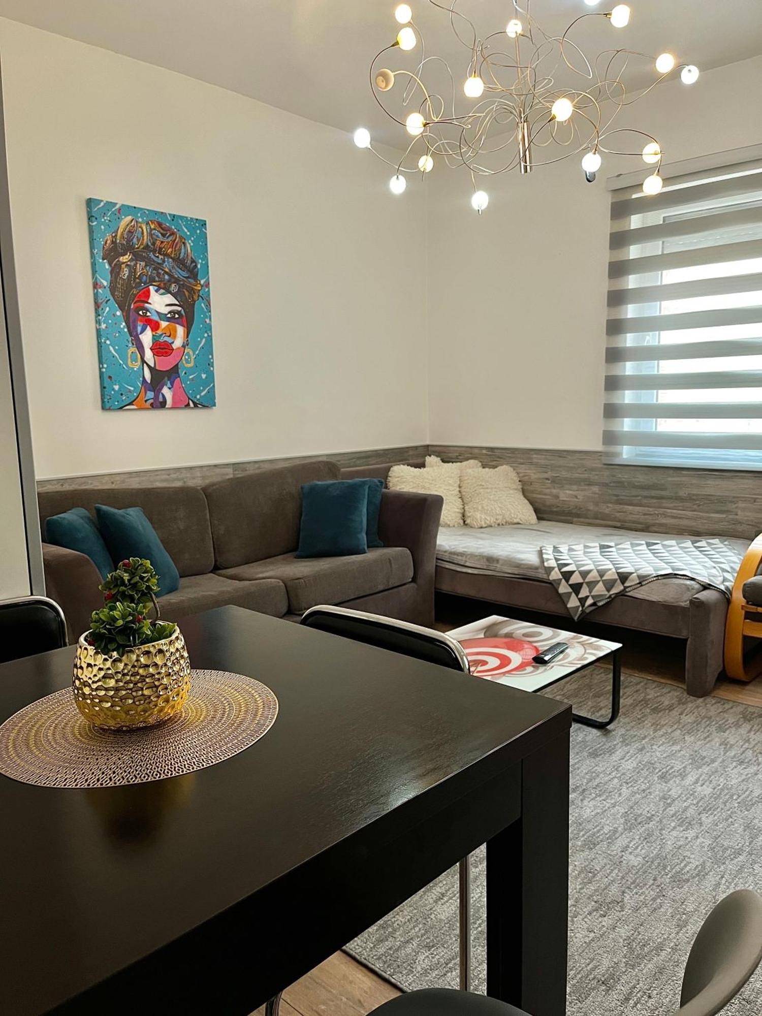 Nilton Apartmans Ni Екстериор снимка