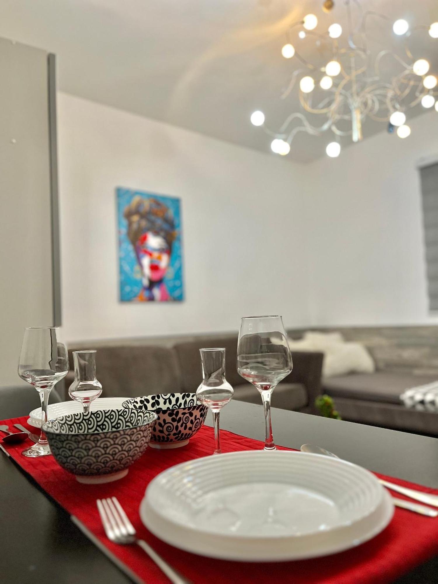 Nilton Apartmans Ni Екстериор снимка