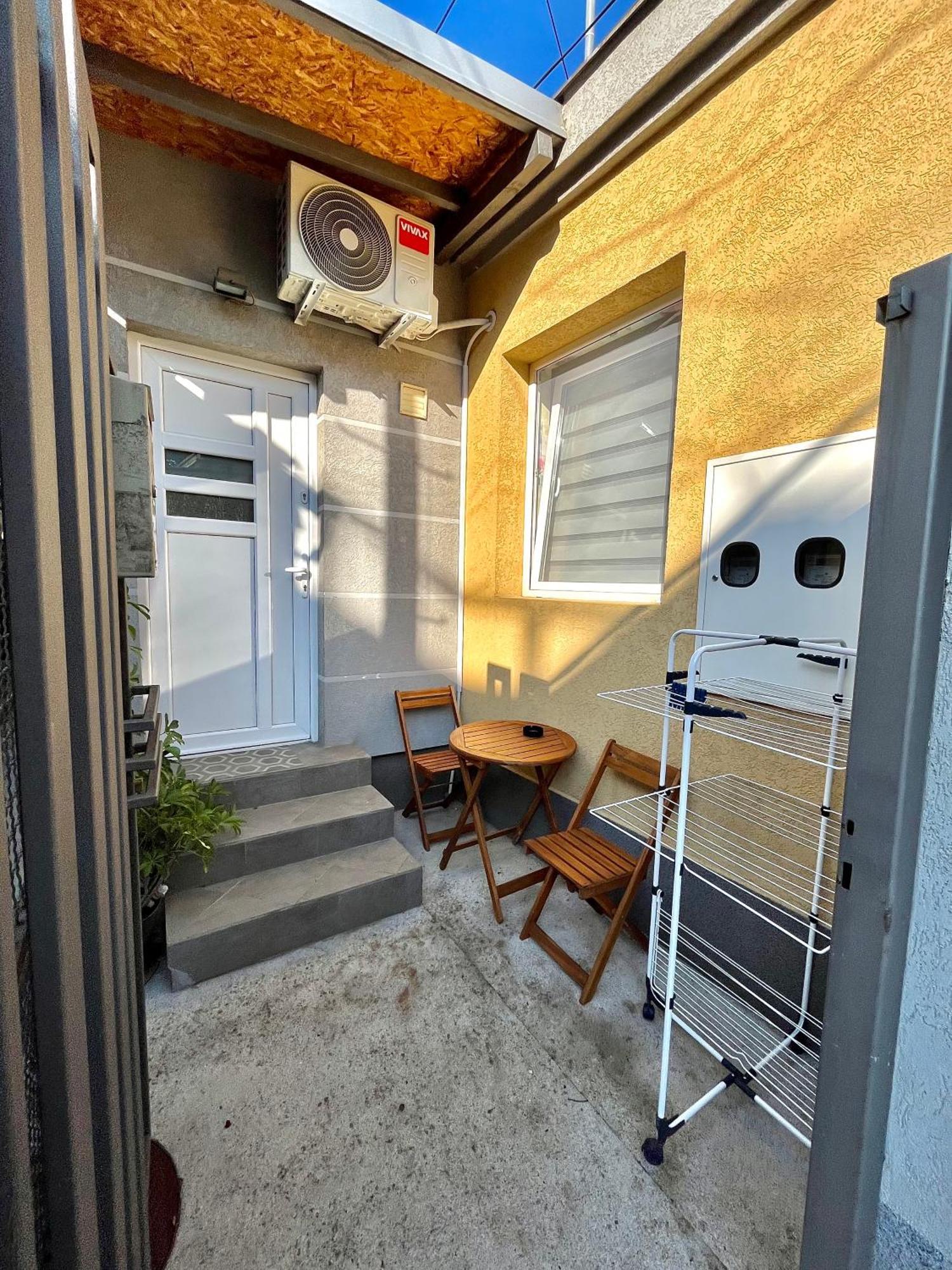 Nilton Apartmans Ni Екстериор снимка